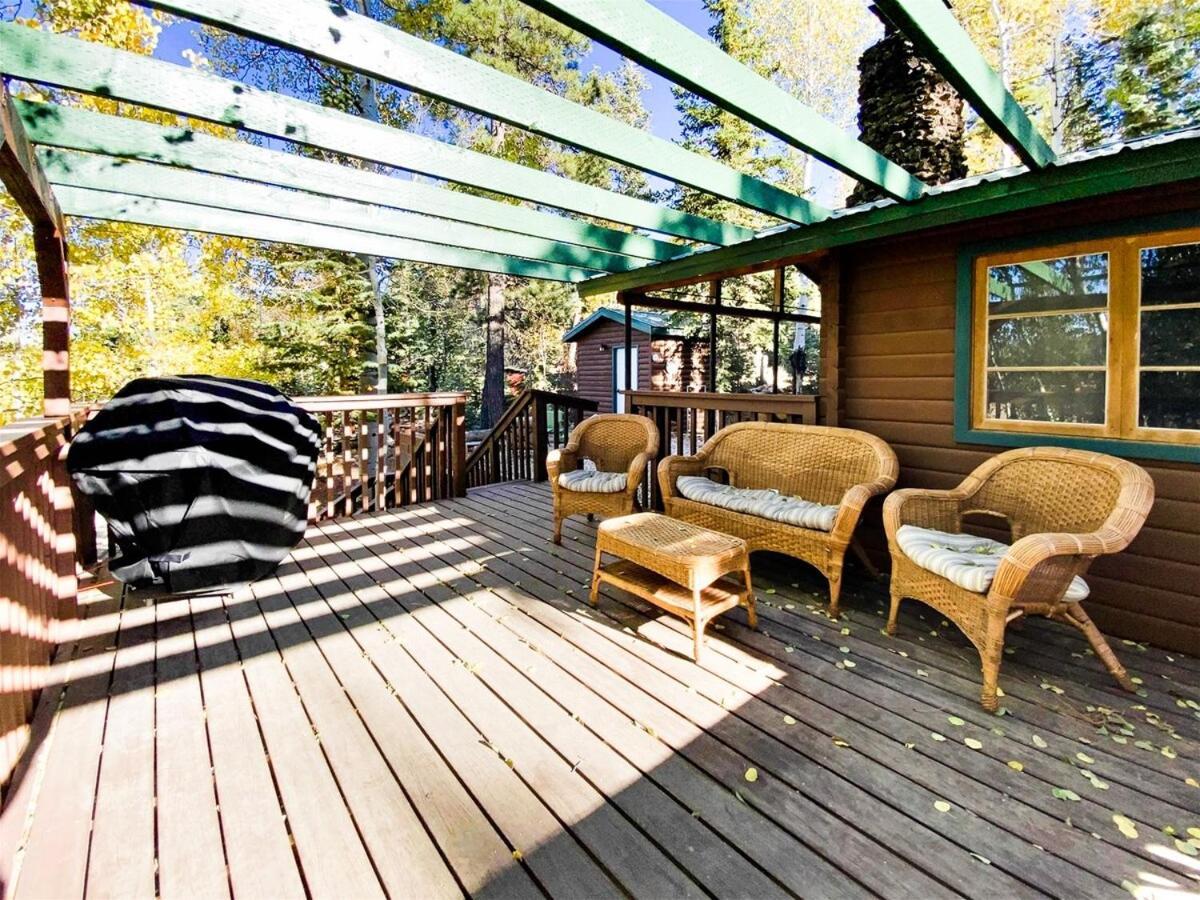 Village Vibes Deck And Bbq Duck Creek Village Exterior foto